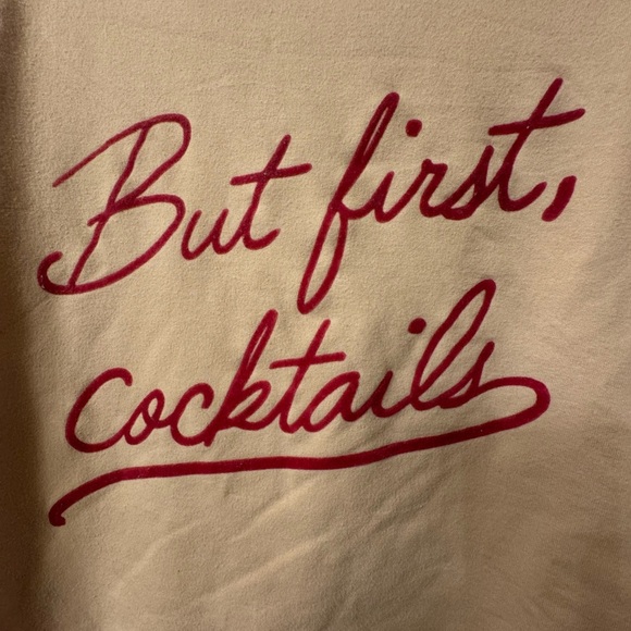 WILDFOX “But First Coctails” sweatshirt size M - Picture 6 of 6